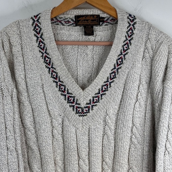 VTG Eddie Bauer Cable Knit Sweater M Oatmeal V Neck Chunky Cotton Tennis Cottage - Picture 3 of 10
